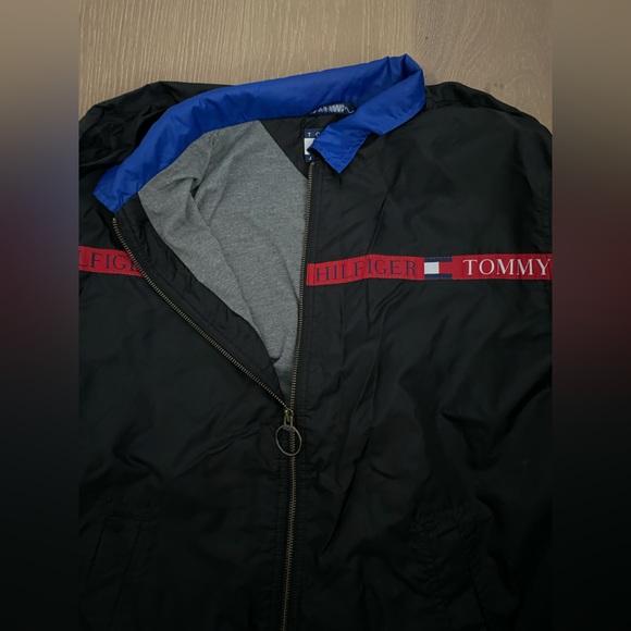 Vintage Tommy Hilfiger windbreaker - Picture 2 of 5